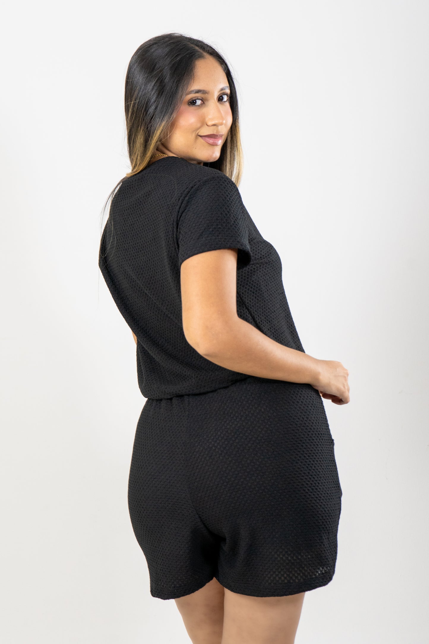 SHORT ROMA TEXTURA - COLOR NEGRA