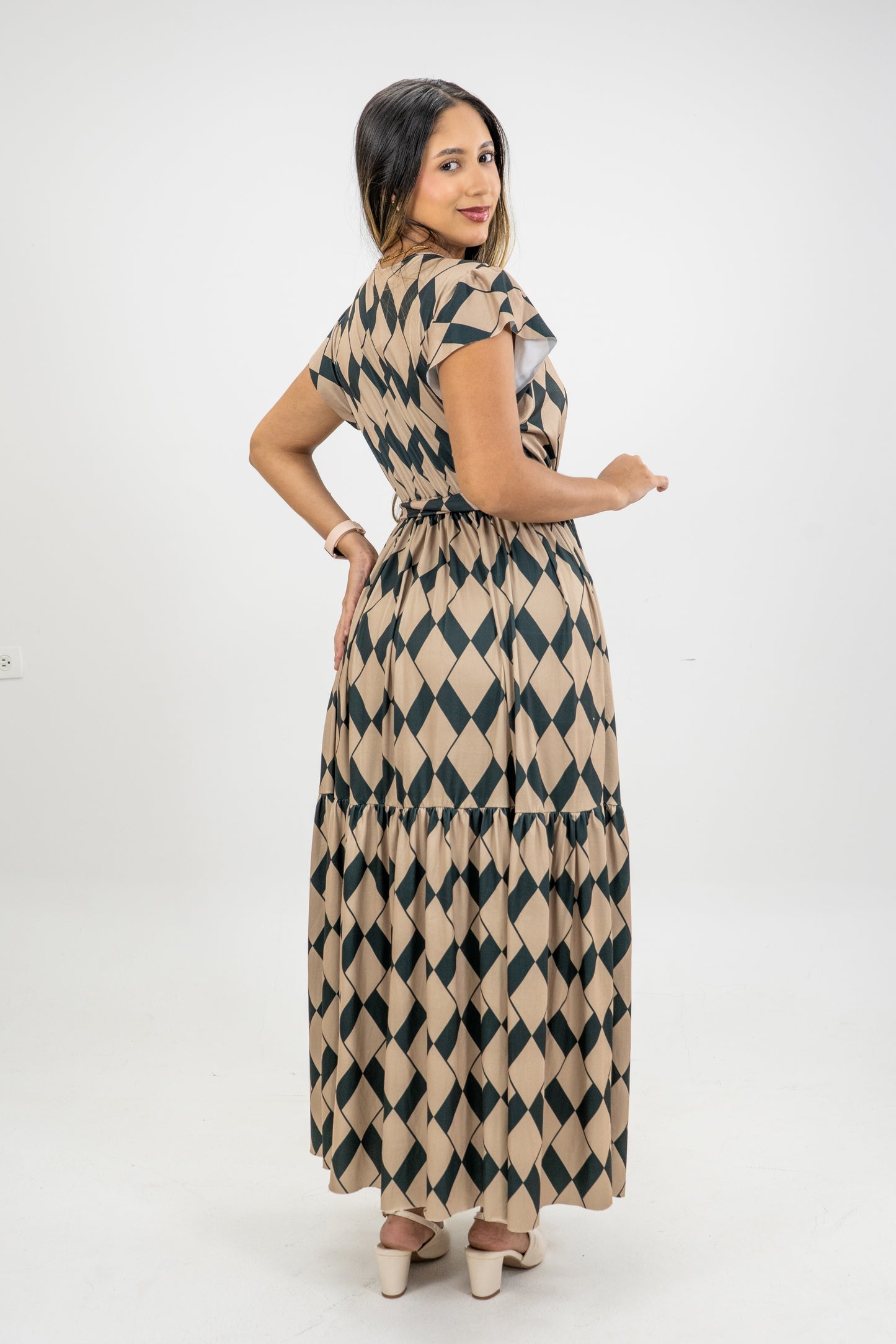 VESTIDO ABBY - COLOR BEIGE