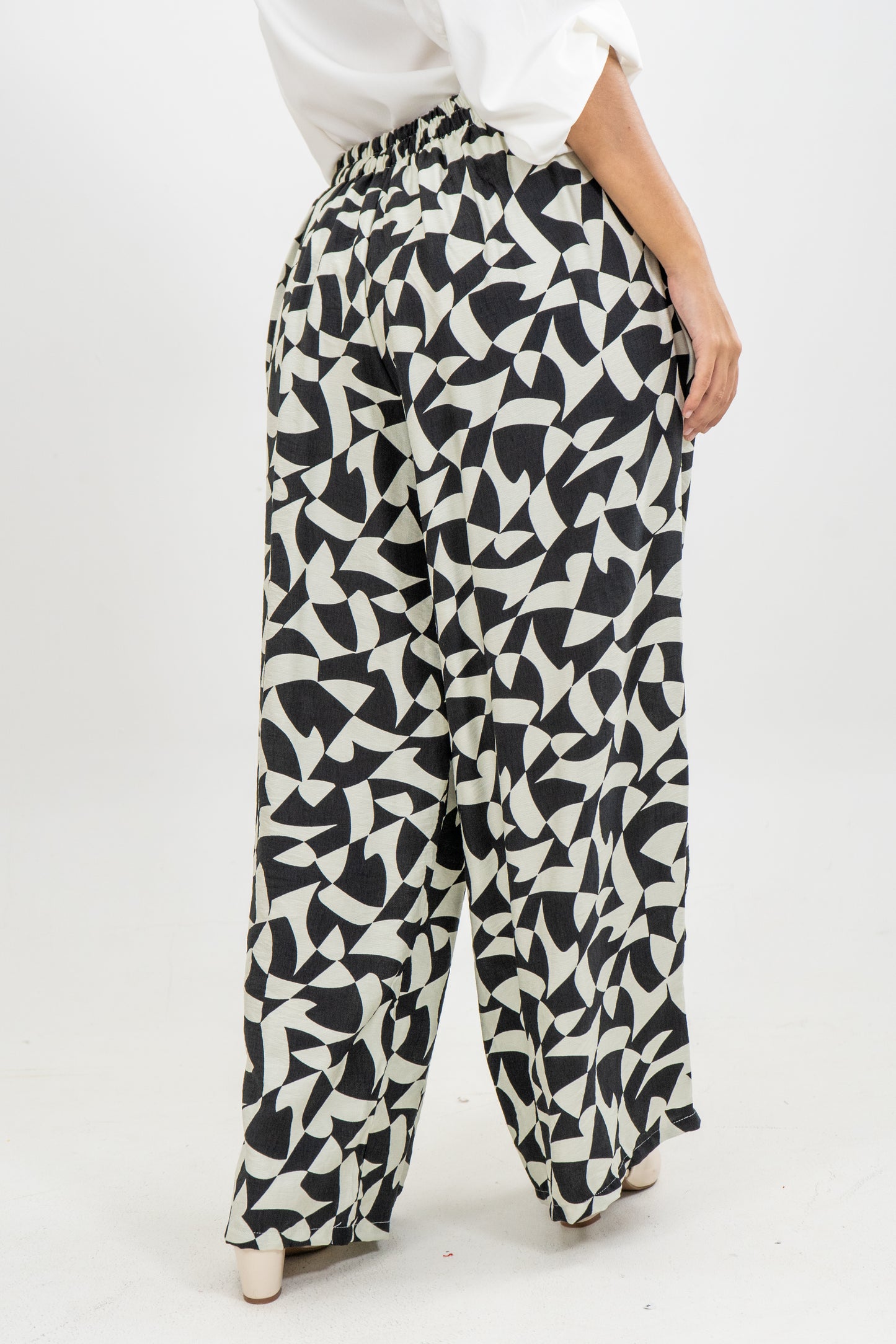 PANTALON AMBART - COLOR NEGRO
