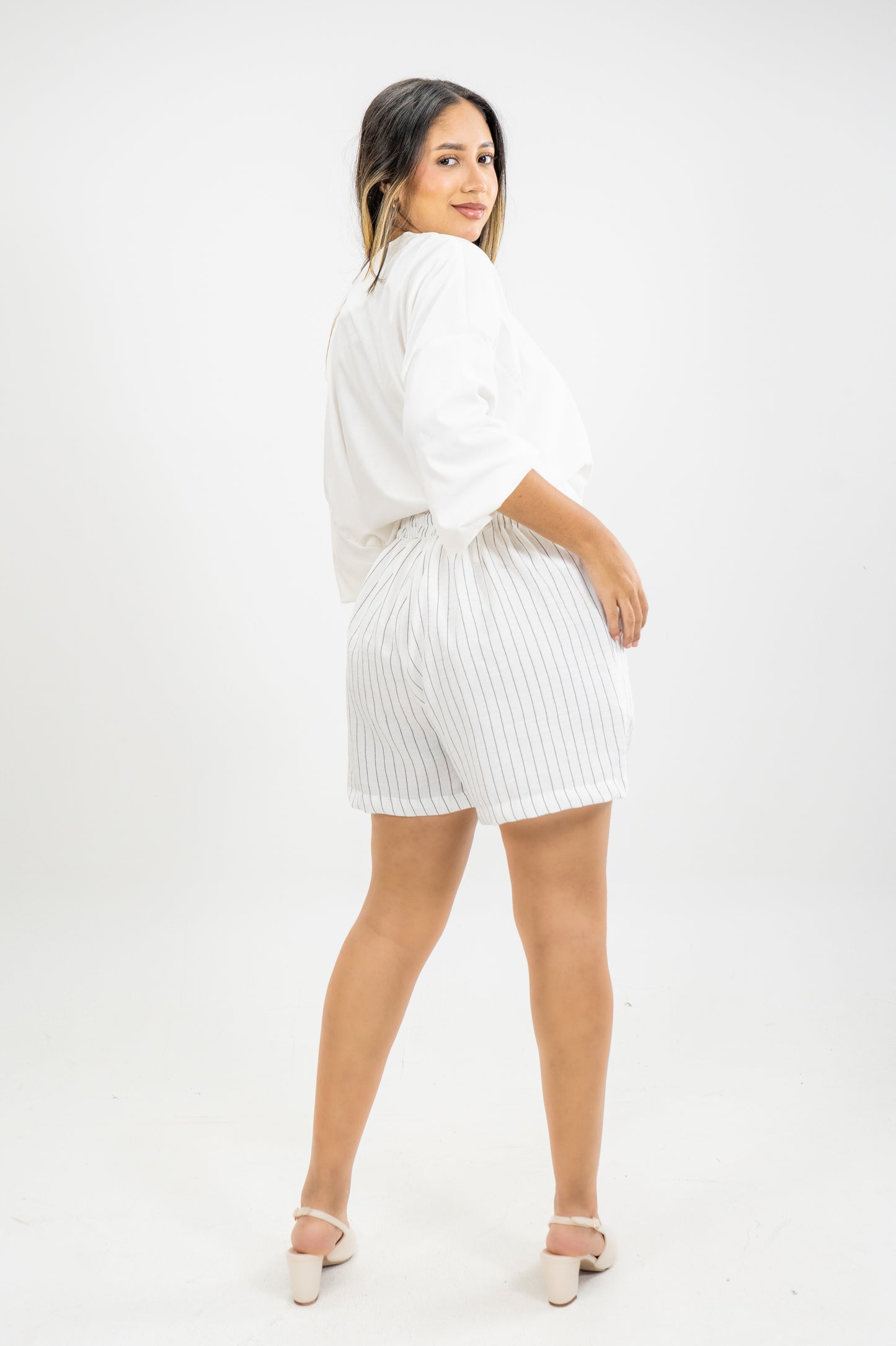 SHORT HADDI - COLOR BLANCO