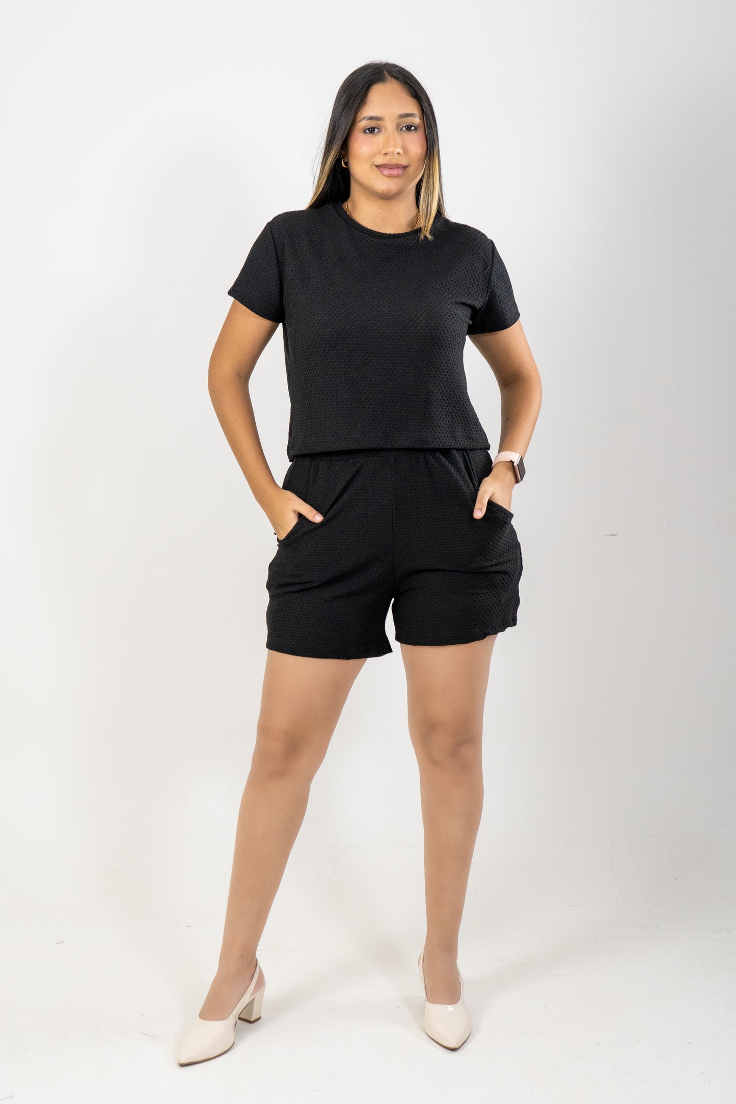 BLUSA ROMA TEXTURA - COLOR NEGRA