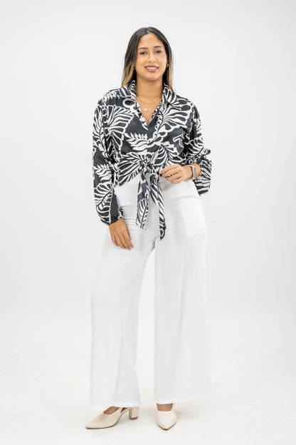 BLUSA LUPE - COLOR NEGRO