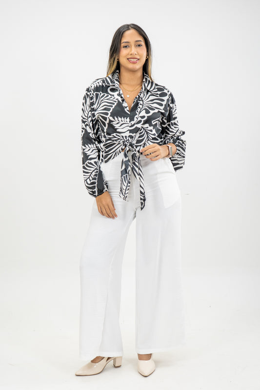 BLUSA LUPE - COLOR NEGRO