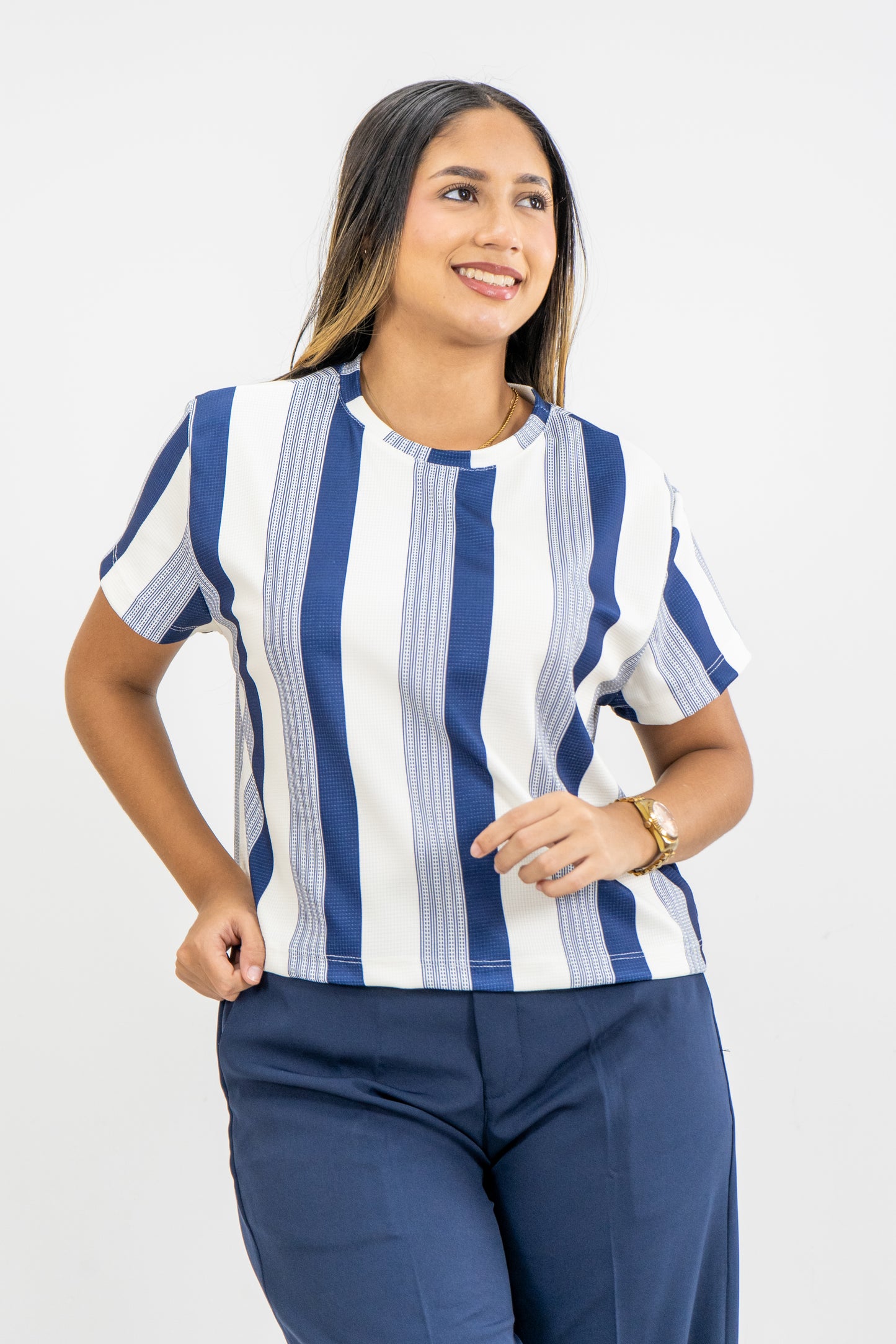 CAMISETA EN MALLA - COLOR AZUL