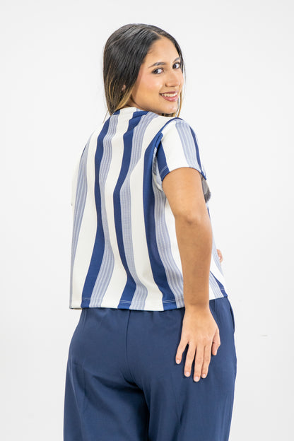 CAMISETA EN MALLA - COLOR AZUL