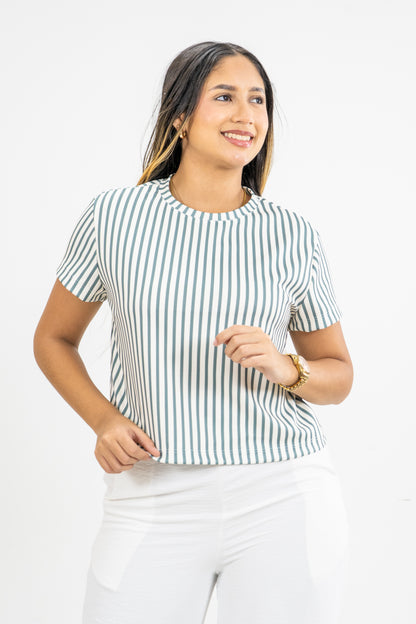 CAMISETA EN MALLA - COLOR VERDE