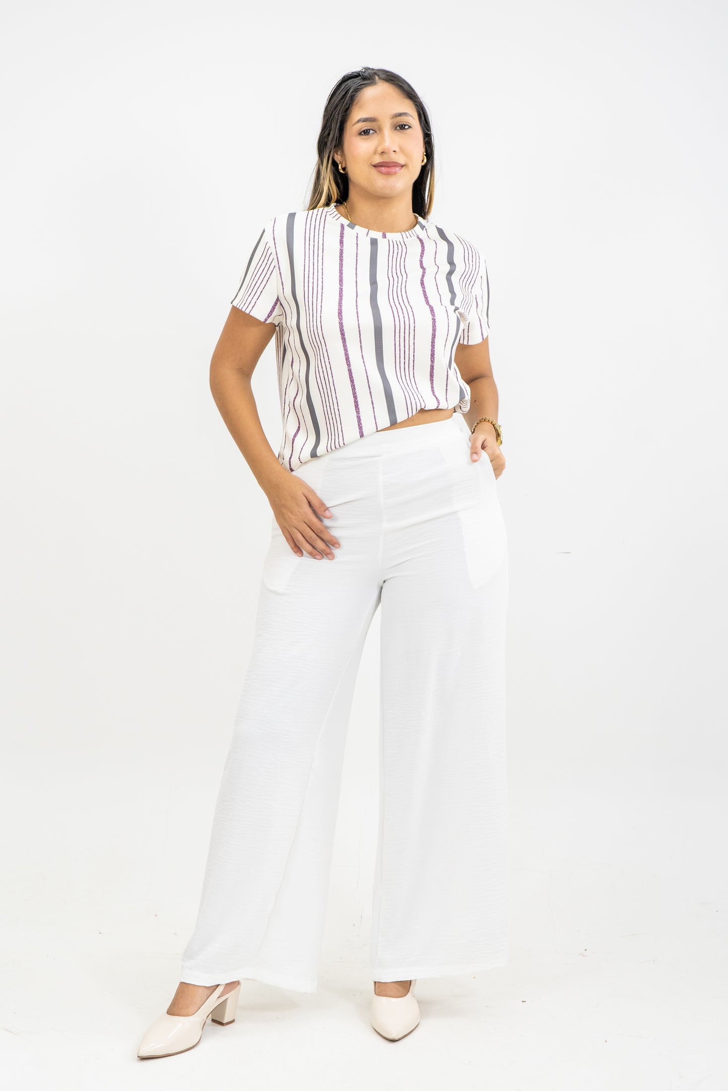 CAMISETA EN MALLA - COLOR LILA