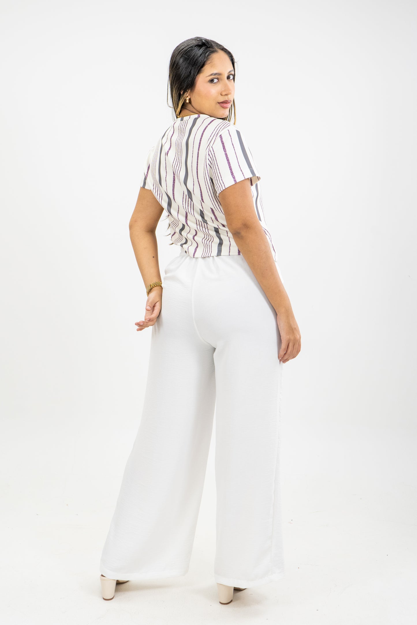 CAMISETA EN MALLA - COLOR LILA