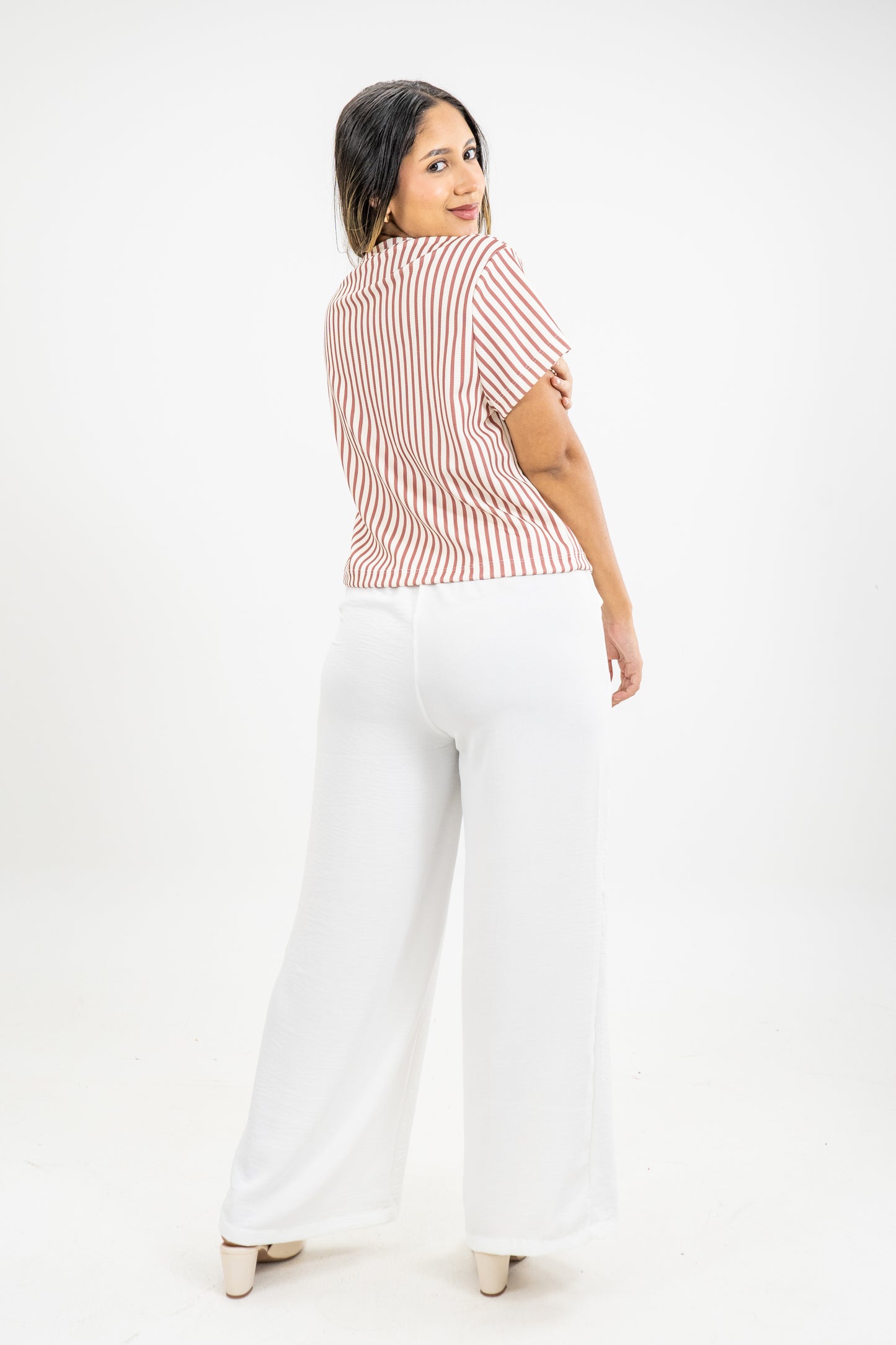 CAMISETA EN MALLA - COLOR NARANJA