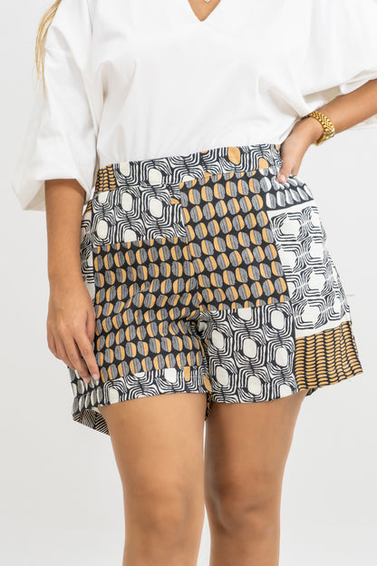 SHORT HADDI - COLOR BEIGE