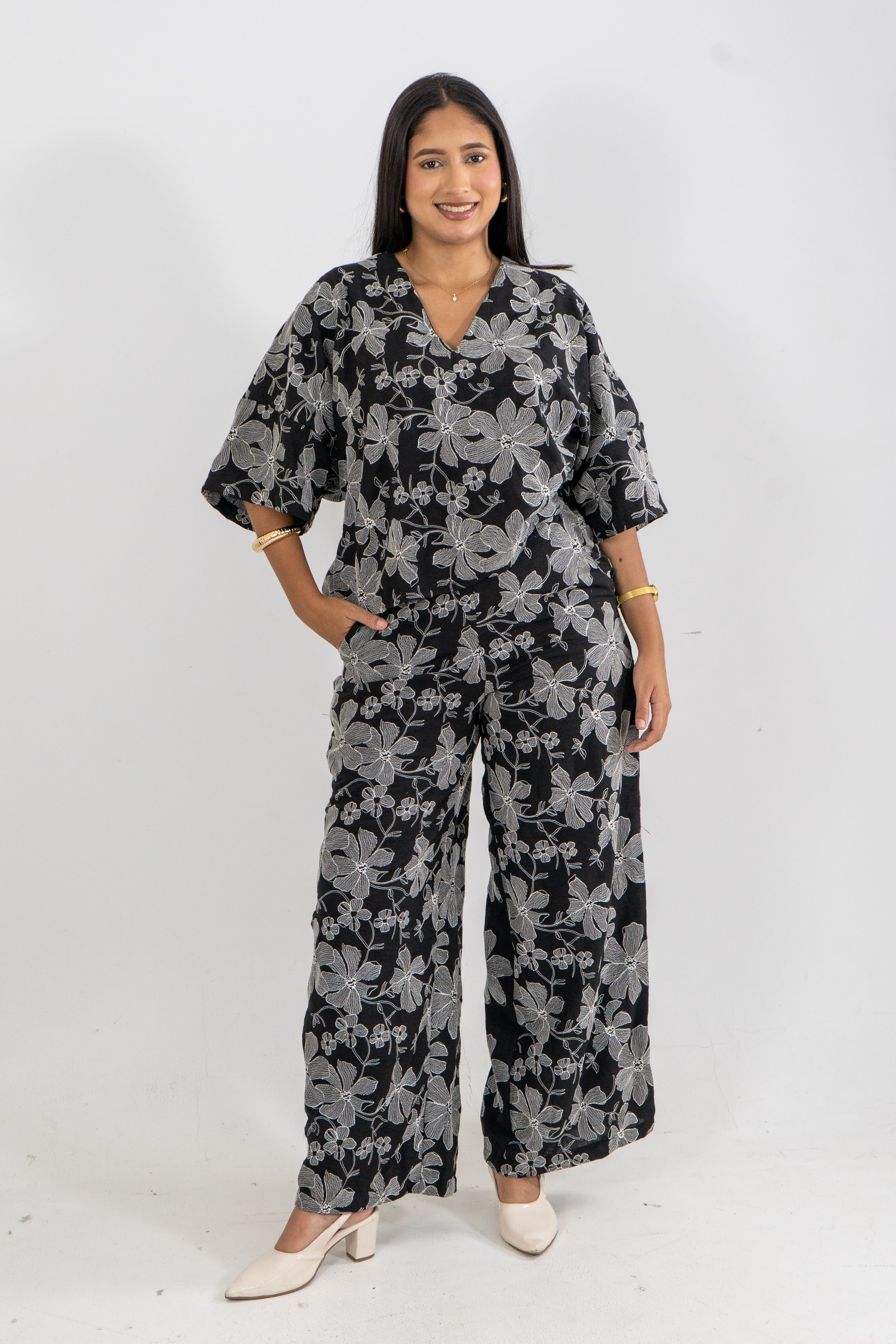 BLUSA VICTORIA EBANO 2